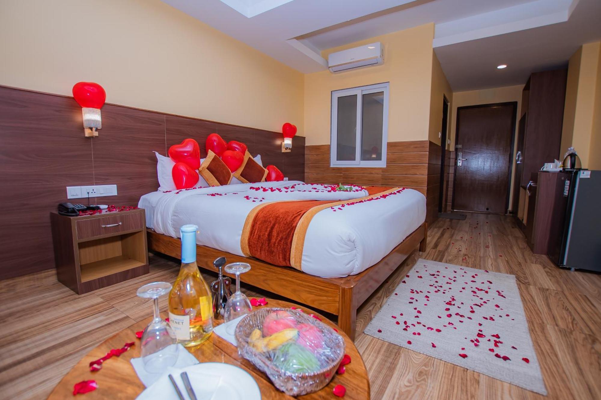 Hotel Hidden Kingdom Pokhara Buitenkant foto